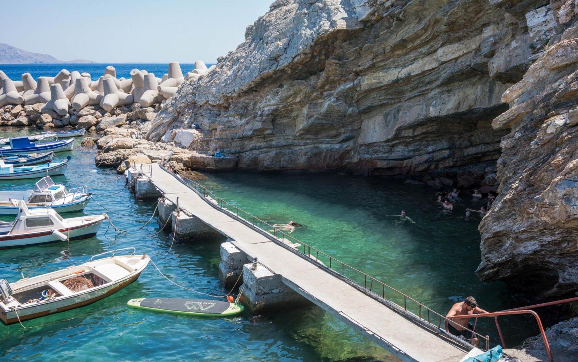 Nefeli Hotel Agios Kirykos  ภายนอก รูปภาพ