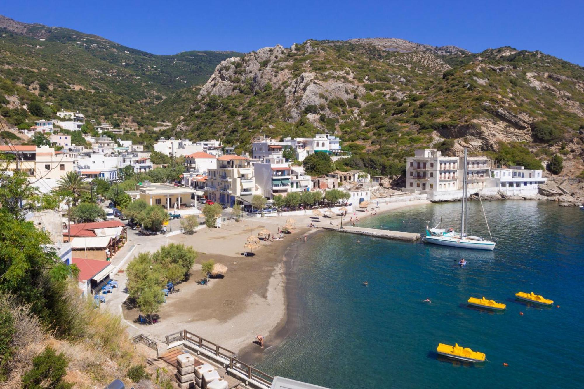 Nefeli Hotel Agios Kirykos  ภายนอก รูปภาพ