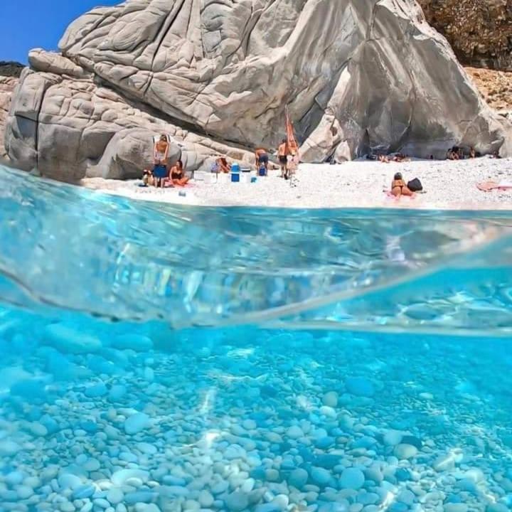 Nefeli Hotel Agios Kirykos  ภายนอก รูปภาพ
