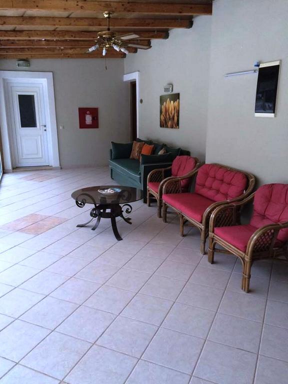 Nefeli Hotel Agios Kirykos  ภายนอก รูปภาพ