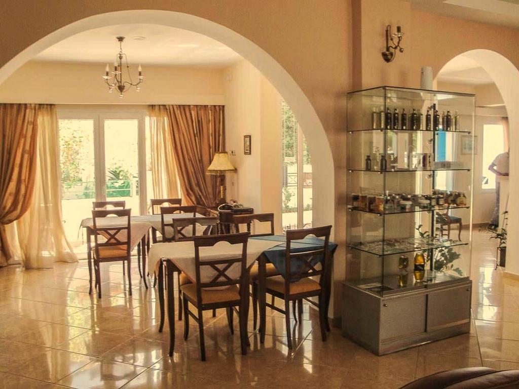 Nefeli Hotel Agios Kirykos  ภายนอก รูปภาพ