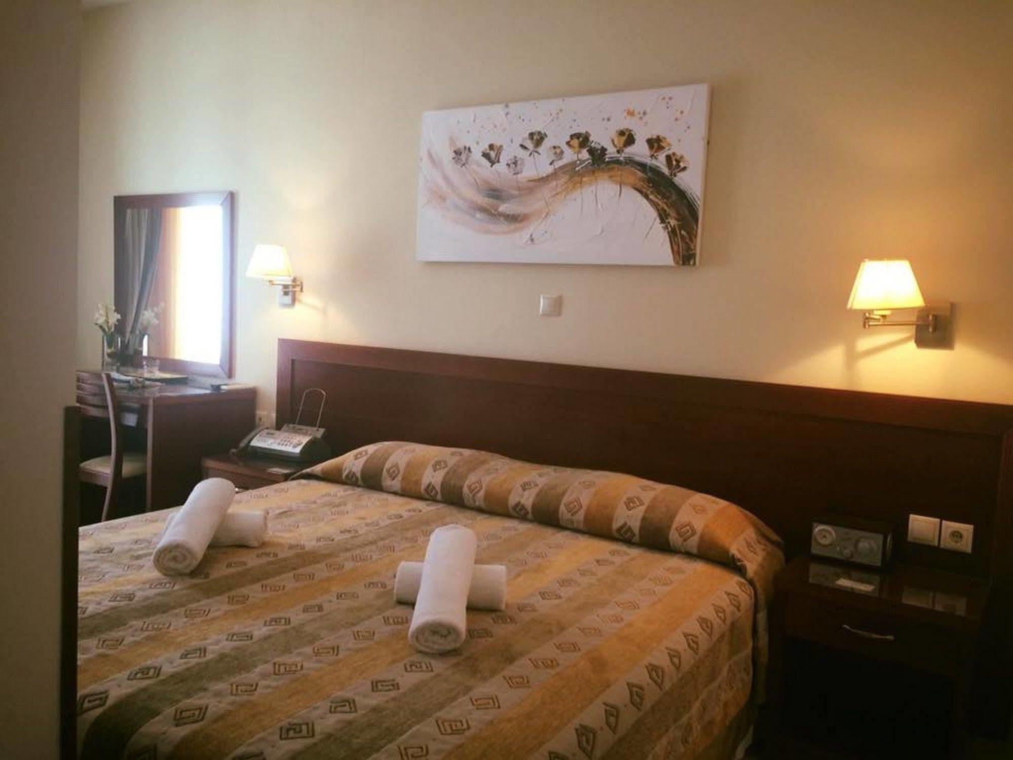 Nefeli Hotel Agios Kirykos  ภายนอก รูปภาพ